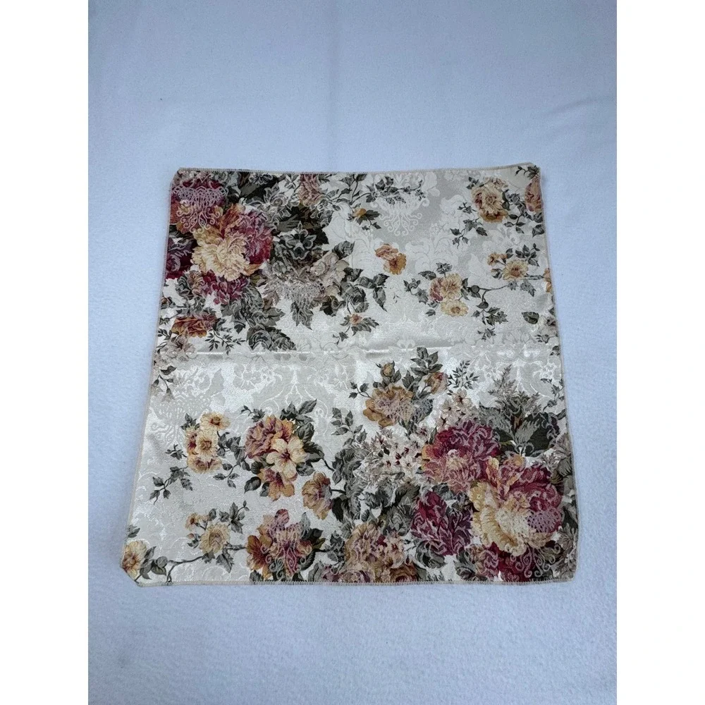 Traditional Victorian Floral 18